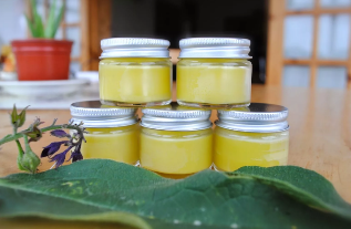 Masť z medu a eukalyptu